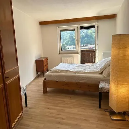 Geraeumige Rustikale Tiroler Wohnung 1-8 Personen Imst Exterior foto